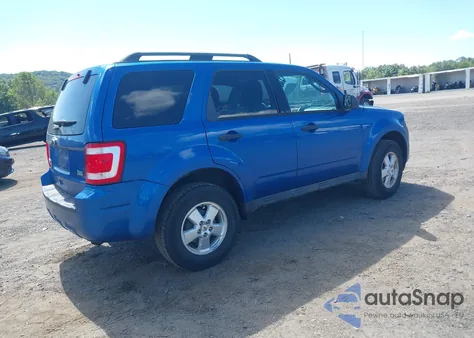 2011 Ford Escape Xlt из США, поврежденный, VIN 1FMCU9DG9BKA90796
